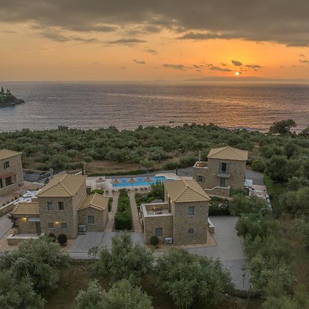 Mythos Villas 스투파 외부 사진