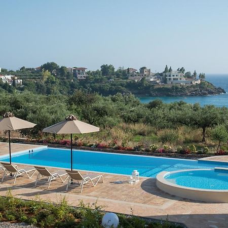 Mythos Villas 스투파 외부 사진