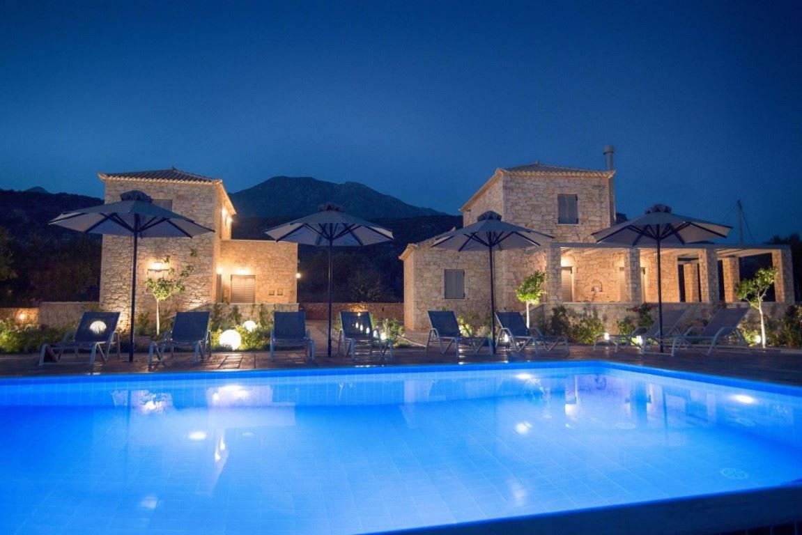 Mythos Villas 스투파 외부 사진