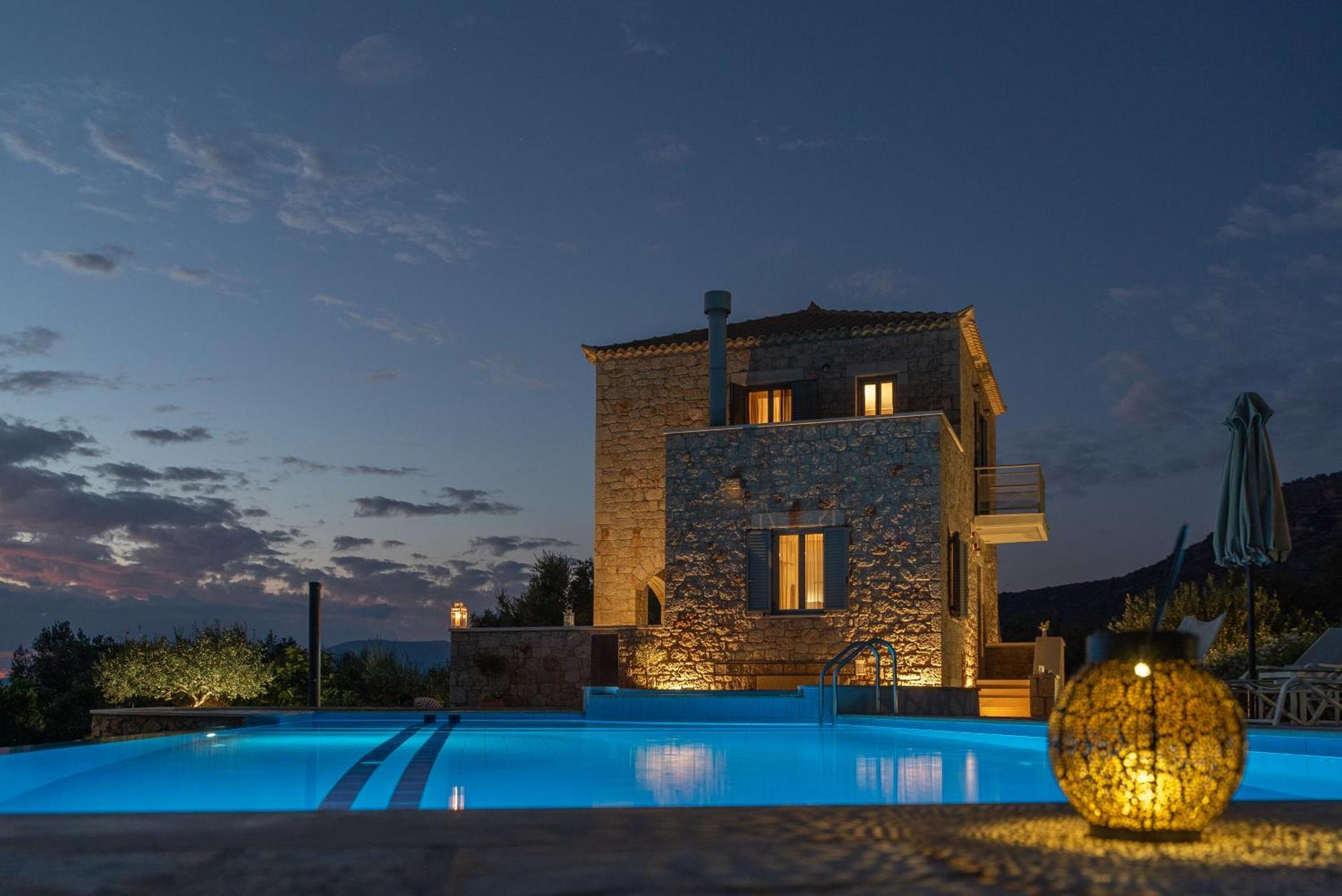 Mythos Villas 스투파 외부 사진