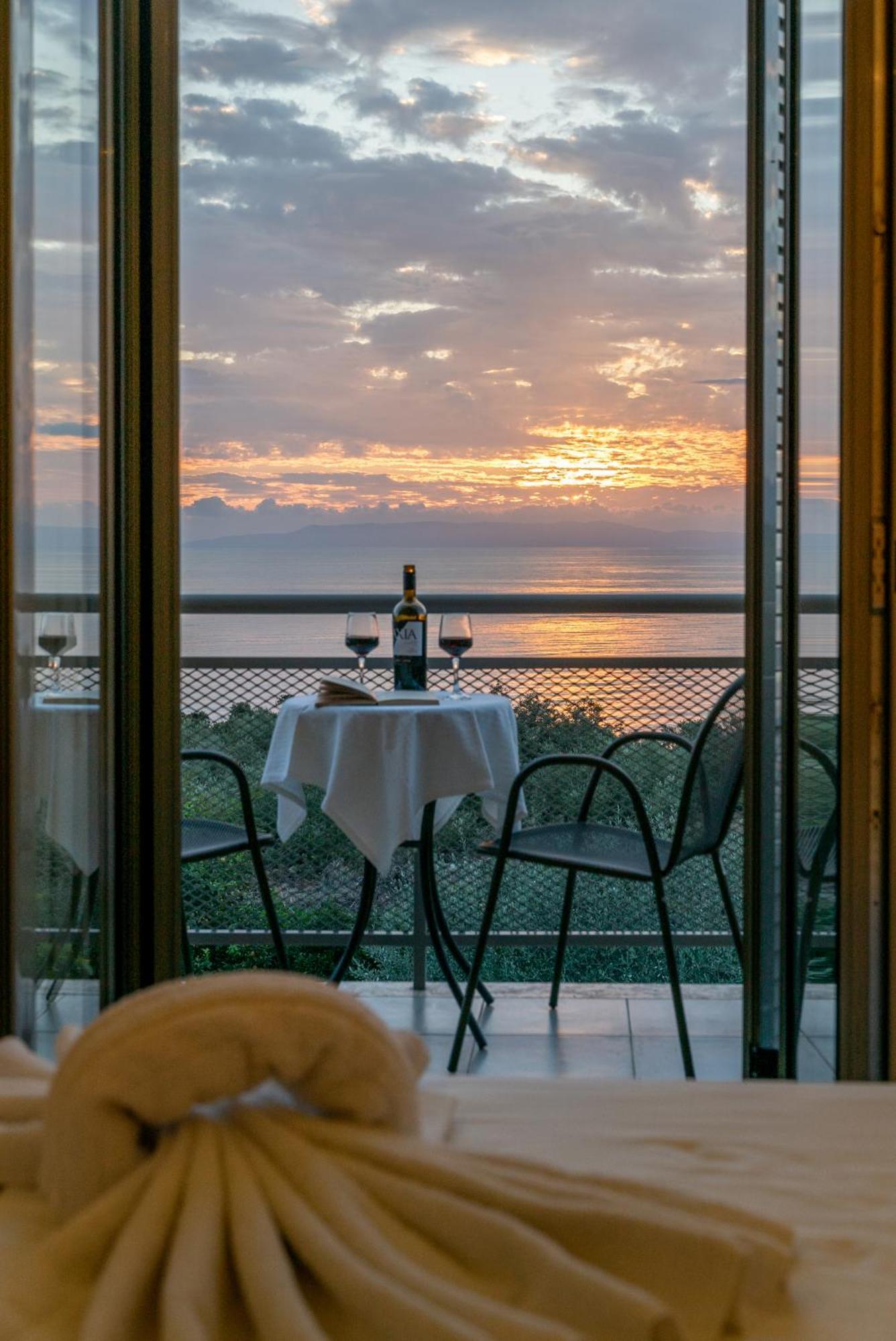 Mythos Villas 스투파 외부 사진