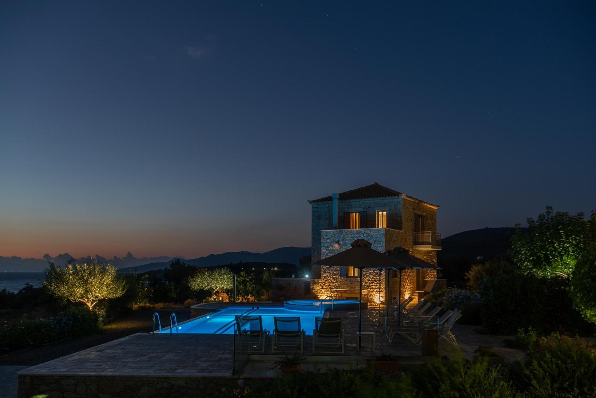Mythos Villas 스투파 외부 사진
