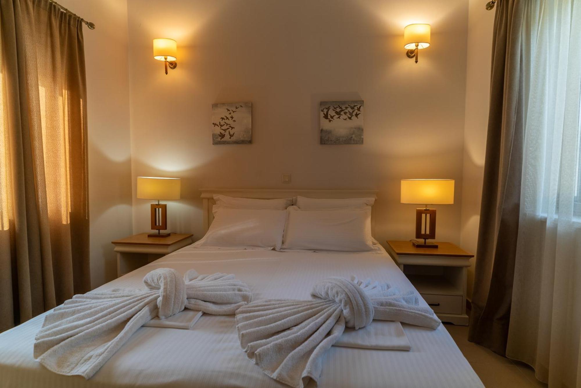 Mythos Villas 스투파 외부 사진