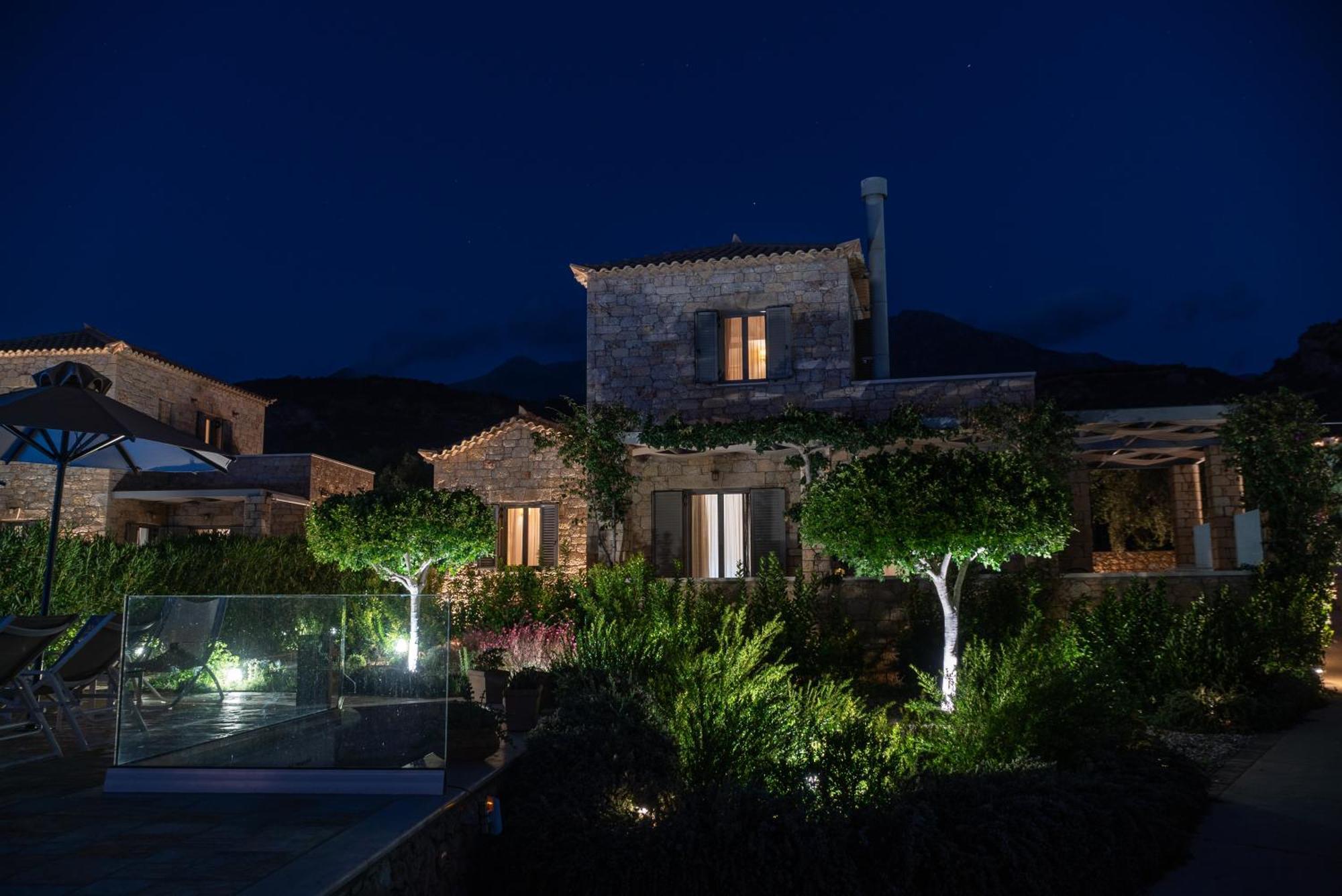 Mythos Villas 스투파 외부 사진